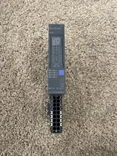 Siemens 6ES7134-6GF00-0AA1 Analog Input Module w/ 6ES7193-6BP00-0BA0 Base