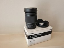Sigma 18-300mm F/3.5-6.3 DC Macro OS HSM