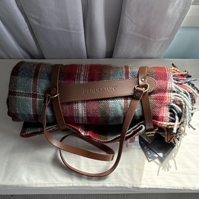 Pendleton Motor Robe Ruby Beach Wool Blanket Plaid 52x66in with Leather Carrier