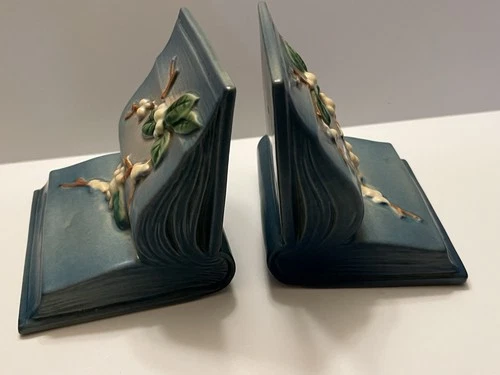 Roseville Pottery Blue Snowberry Bookends 1BE, 1946
