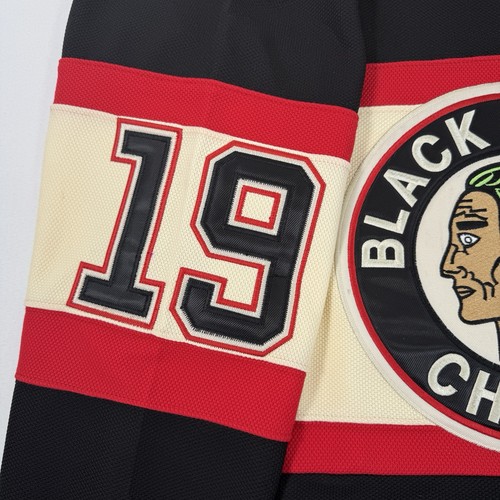 Chicago Blackhawks NHL Jonathan Toews #19 Winter Classic Jersey 2009 Reebok 50 - Picture 5 of 10