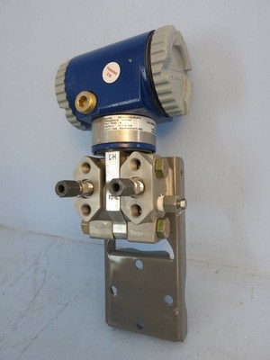 REMAN Foxboro IDP10-T22A21F-M1V Flow Control 3626 PSI 4-20mA 12.3-42 VDC FOXCOM