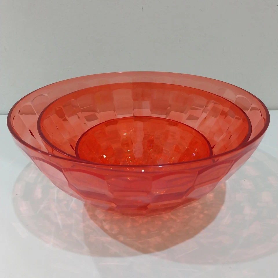 Ciotole 3 pz Tupperware Prisma Rosse natalizie 0,5/2/3,5L. - Immagine 2 di 4