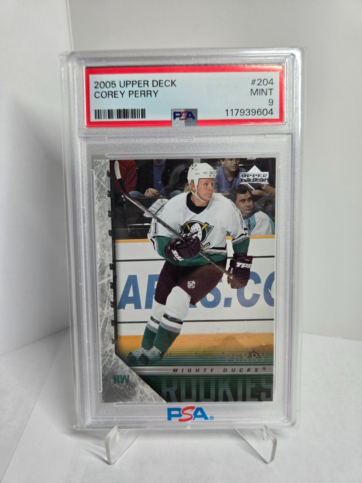 2005-06 Upper Deck - Young Guns Corey Perry #204 (RC) PSA 9