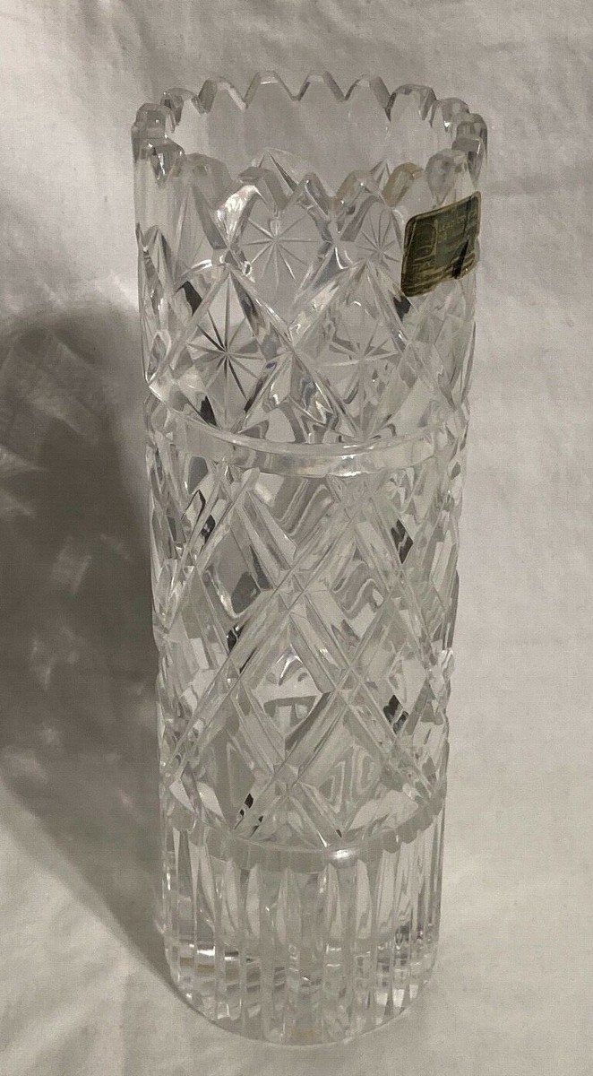 Lausitzer Glas 24% Lead Oxide Crystal Hand-Cut Flower Vase Clear 8