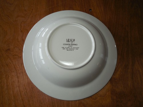 Mikasa COUNTRY BERRIES DP901 Round Vegetable Serving Bowl 10" 1 ea - Picture 2 of 3