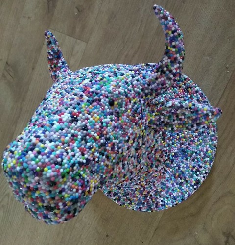 COW BULL TROPHY HEAD JELLY GEM ENCRUSTED HANG/WALL MOUNT GIFT quirky 27x22x21cm - Picture 6 of 10