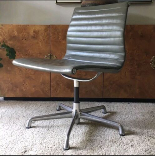 Eames Aluminum Armless Sidechair