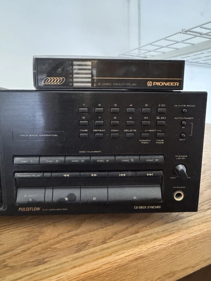 Reproductor de discos compactos multijugador Pioneer PD-M701 6 CD, probado, sin control remoto, bonito Foto 3 de 4