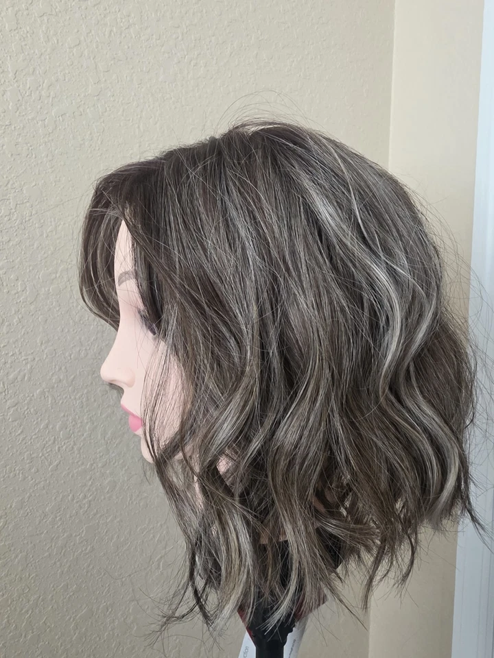 Peluca NYX de RENE OF PARIS Tres Chocolate-R, LIQUIDACIÓN amigable con el calor, encaje pies + prt Foto 4 de 4