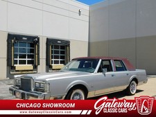 1988 Lincoln Town Car for Sale