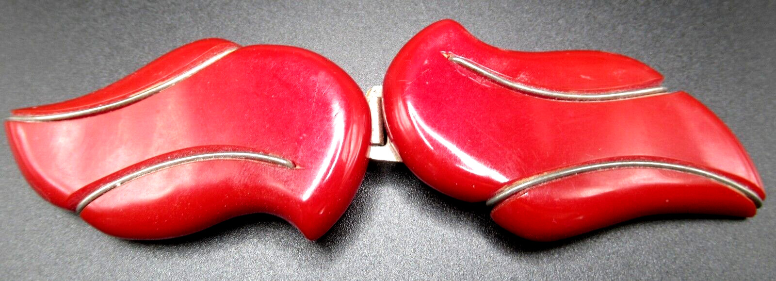 Art Deco Red BAKELITE W/ Metal Vintage Belt Buckle