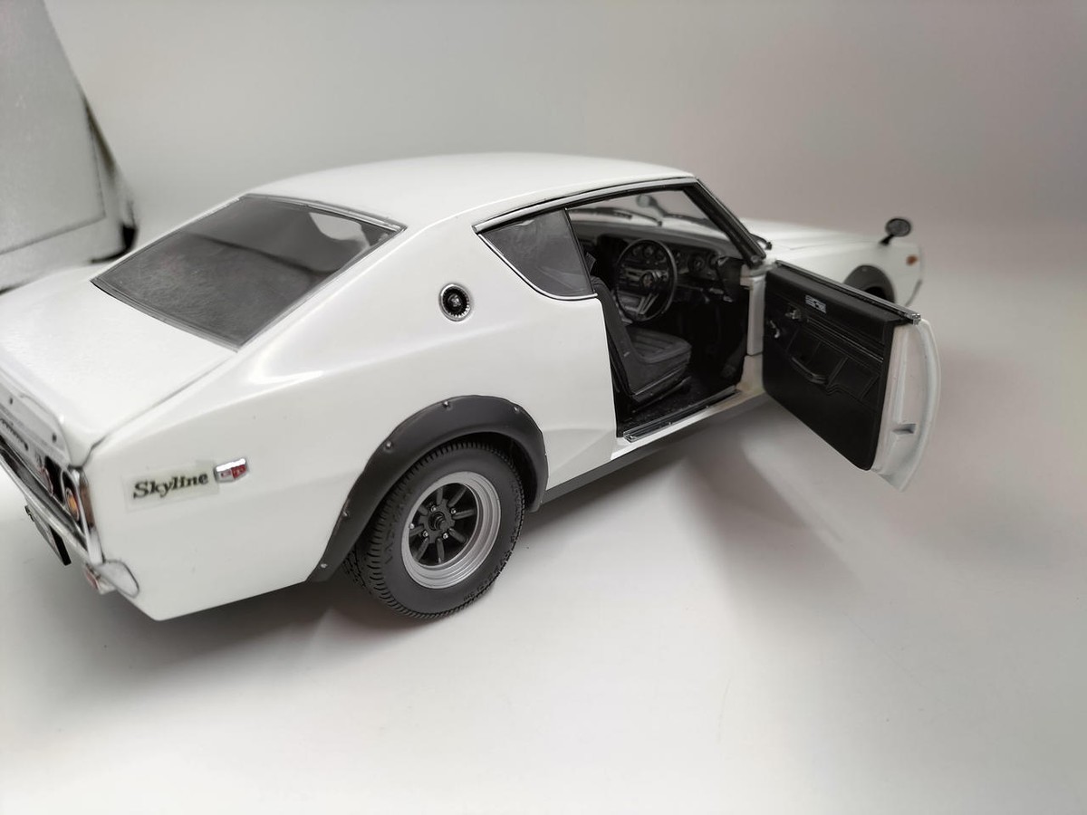 京商 1/18 スカイライン GT-R KPGC110 ストリートバージョン Amazon | 京商／KYOSHO：1/18 ニッサン スカイライン 2000 GT-R