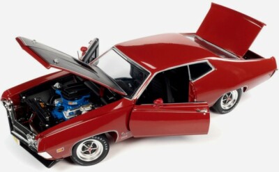 アメリカンマッスル 1/18 1970 Ford Torino GT ミニカー 1970 Ford Torino GT Hardtop Medium Ivy Green Metallic with