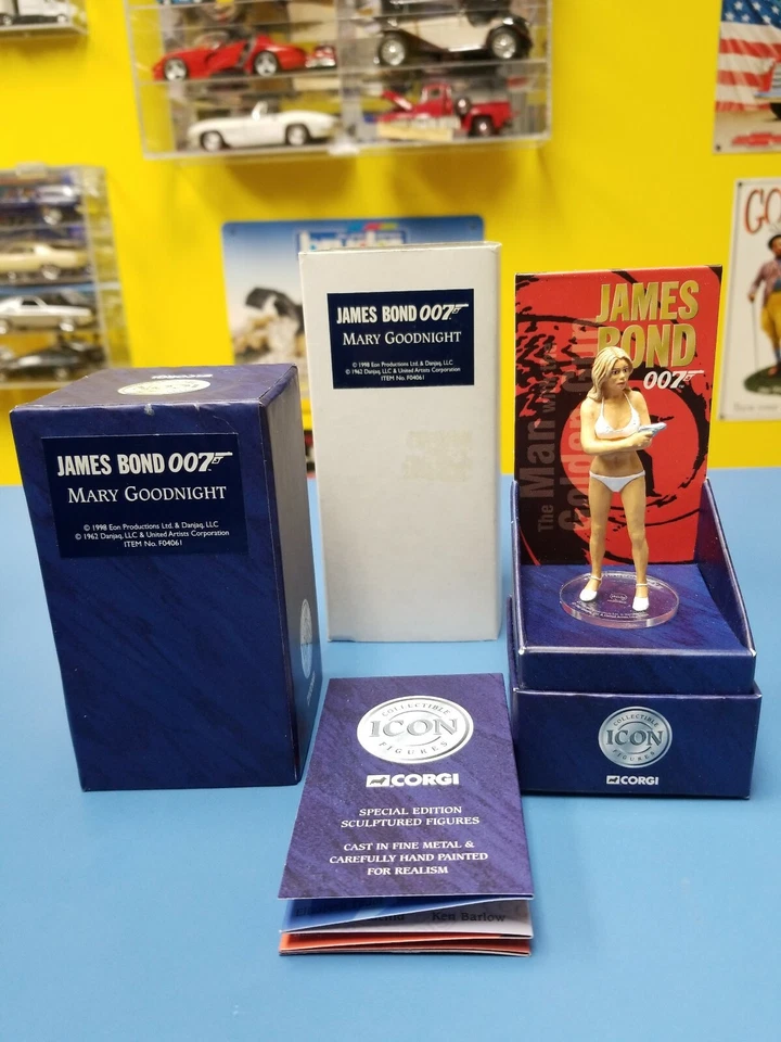 CORGI JAMES BOND 007 MARY GOODNIGHT  ICON COLLECTION  "RARE" - Image 2 of 4