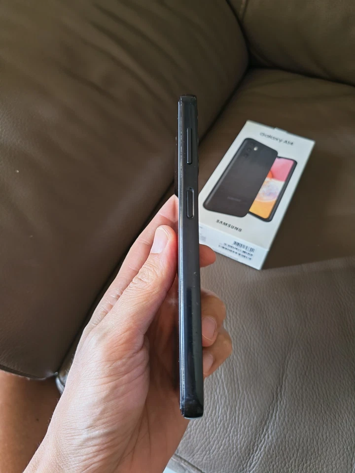 Samsung Galaxy A14 · 128GB, foto 4 di 5