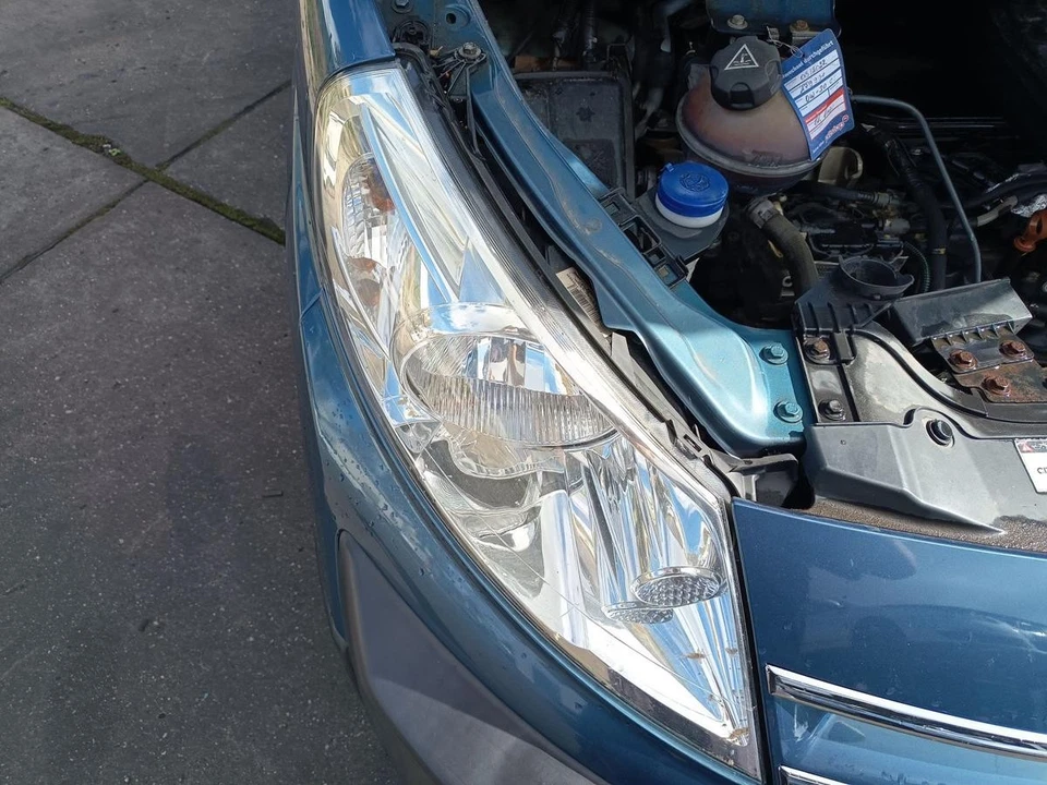 Citroen Jumpy II VF7 vor Facelift Bj 2012 original Scheinwerfer vorn rechts  - Bild 2 von 4