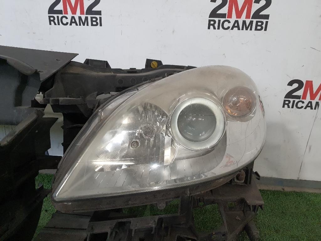 FARO ANTERIORE SINISTRO PER MERCEDES Classe B W245 1° Serie A1698201761 266920