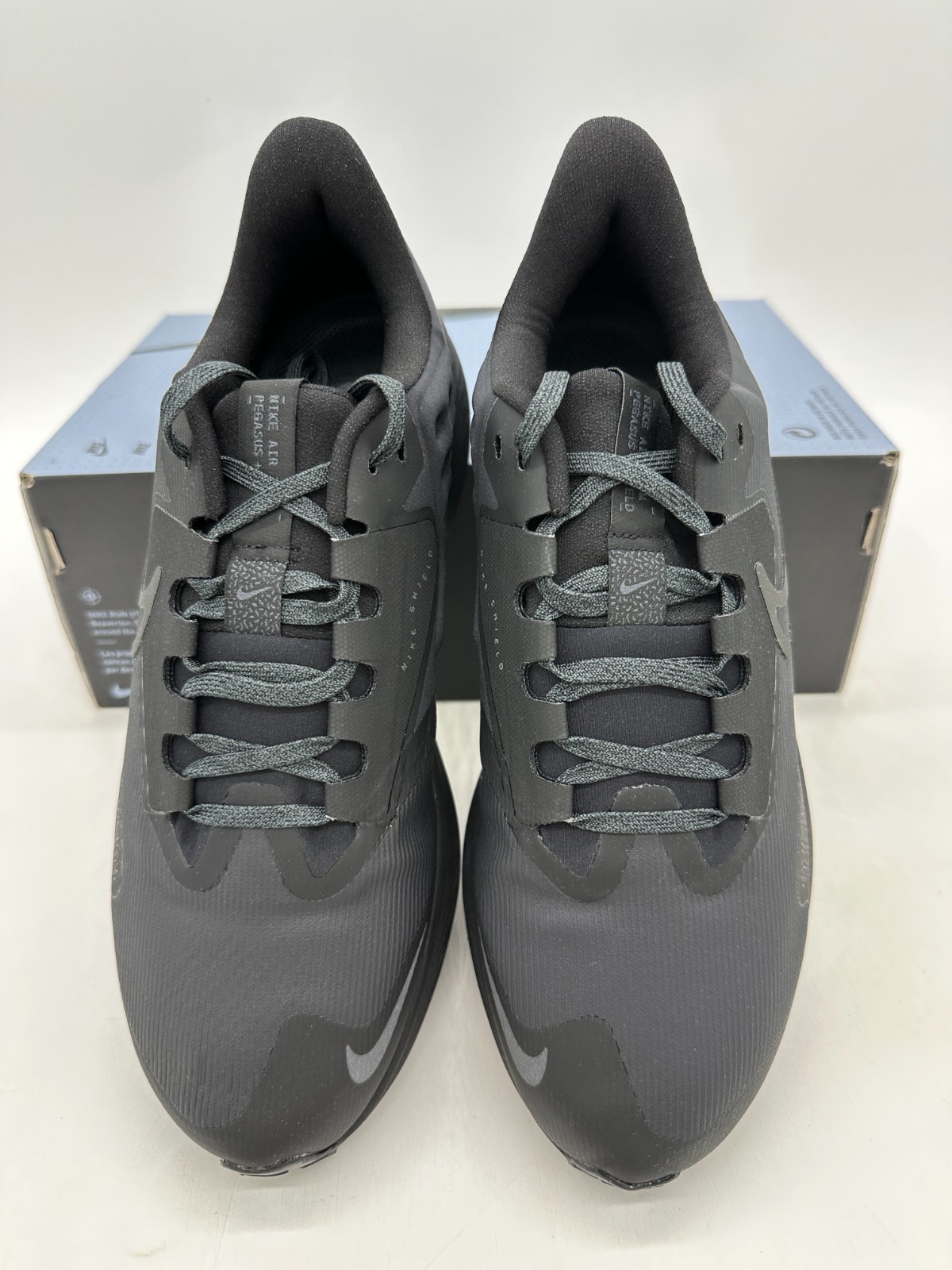 Nike Air Zoom Pegasus 39 Shield Women's Size 12 Mens 10.5 Black Shoes DO7626 001 thumbnail 4