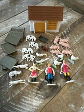 Lot Of Miniature Toy Farm Figures Chickens Pigs Cows Fences Coop Fences Farmers