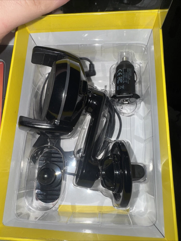 Scosche Magic Grip Vent Auto Grip Wireless Charging Mount Black - Image 2 of 4