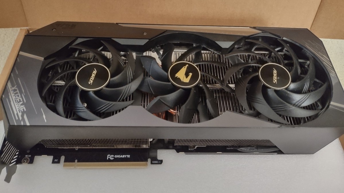 AORUS GeForce RTX 3090 XTREME ジャンク AORUS GeForce RTX 3090 XTREME ジャンク