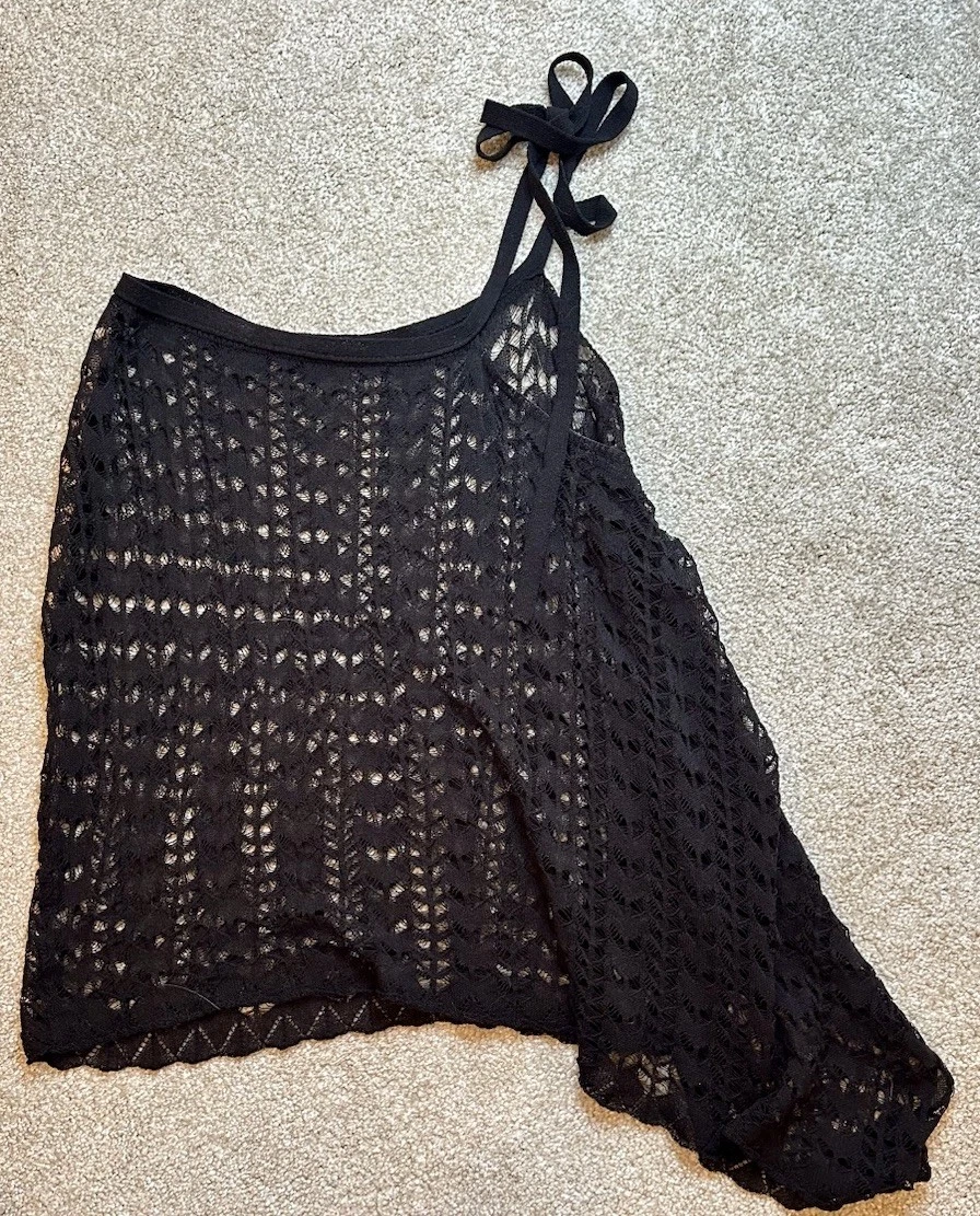 Vintage Y2K Forever 21 Shoulder Crochet Knit Poncho Black OS