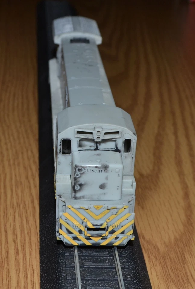 Atlas HO Scale Clinchfield U36C Diesel Locomotive not built - undecorated VIDEO - Image 3 of 4