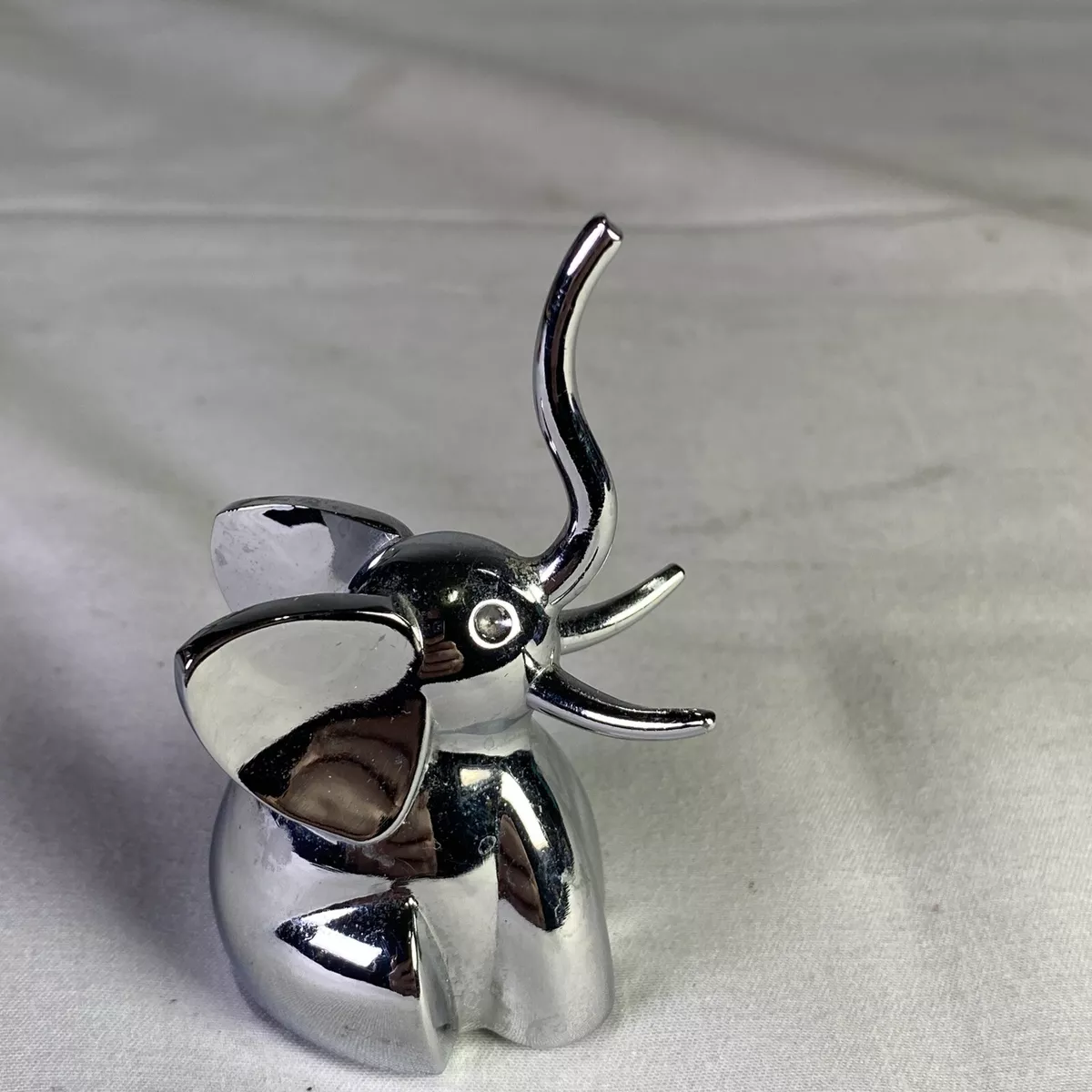 Umbra elephant ring sale holder