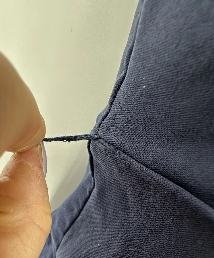 ModCloth Large Women Sheath Navy Blue Dress Sleeveless Henley Neck 29-23 - Image 4 of 4