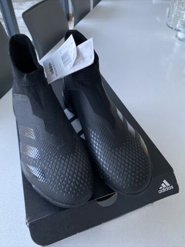 BNIB Adidas Predator 20.3 Laceless Astro Sock Football Boots Black Size 7.5