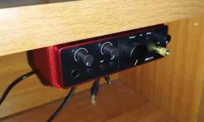 Focusrite Scarlett Solo 4th Gen Under Desk Mount – Space-Saving Audio Interface