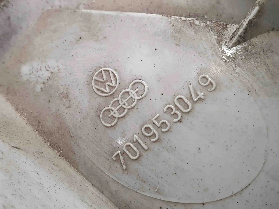 Segnale di svolta anteriore sinistro VW MULTIVAN V 7HM, 7HN, 7HF, 7EF, 7EM, 7EN 28720269 - Immagine 4 di 4