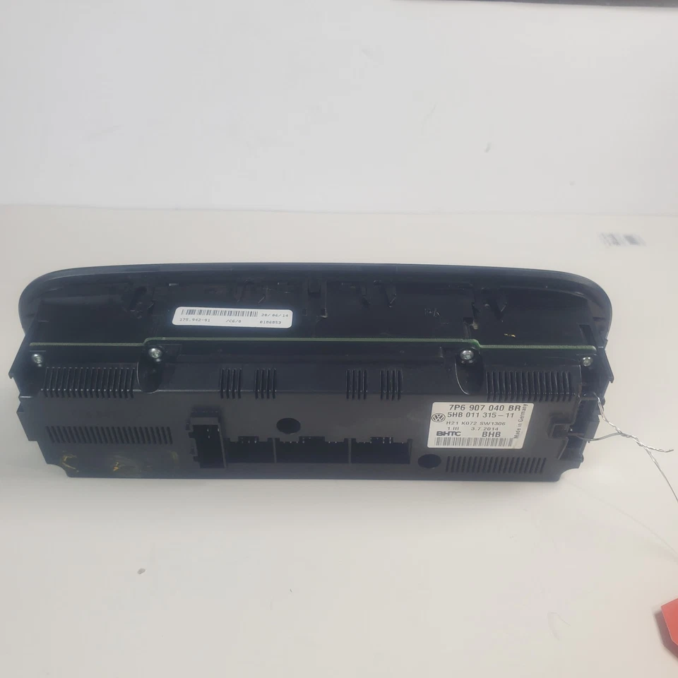 Volkswagen Touareg 2014 tablero central panel de control climático OEM 7P6907040BR Foto 2 de 4