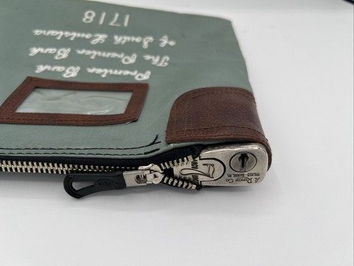 1 Vtg Louisiana Premier Bank Night Drop Bag ARCO Lock A. Rifkin Co - Picture 4 of 7