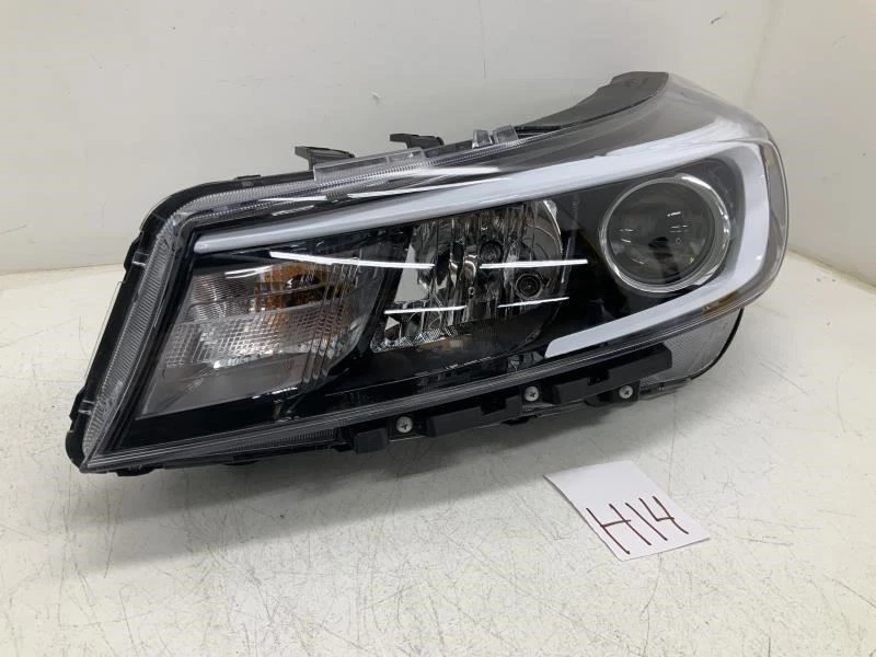 2017-2018 Kia Forte Driver Side Halogen Headlight Assembly CAPA Foto 2 de 4