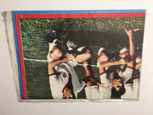 GIGI RIVA CAGLIARI CAMPIONE D'ITALIA 1969-1970 - MANIFESTO GIGANTE (0,7x0,5 M) - Foto 4 di 4