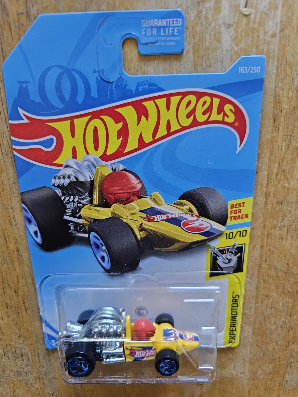 Hot Wheels Head Starter, Yellow *Treasure Hunt*  2018 Experimotors Series 10/10