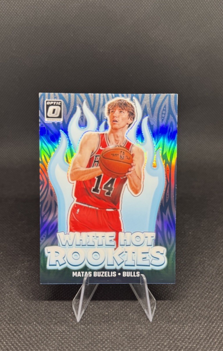 2024-25 Donruss Optic #10 Matas Buzelis White Hot Rookies Silver Prizm Holo RC