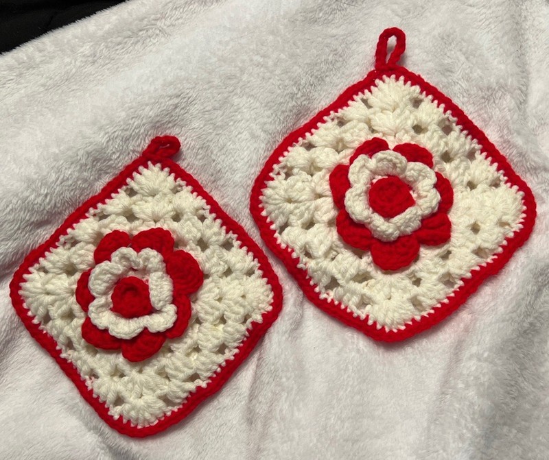 2 Vintage Handmade Crocheted Red & White Potholders - 6” square Perfect Cond!