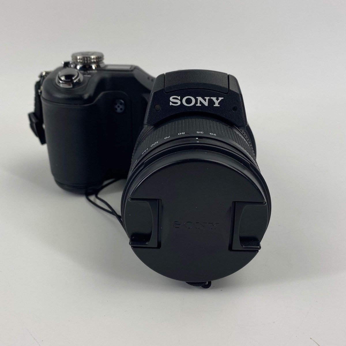 DSC-F828❤️送料無料❤️お値打ち品❤️デジカメ本体❤️ソニーCyber-shot Amazon.com : Sony DSC-F828 8MP Digital Camera with 7x
