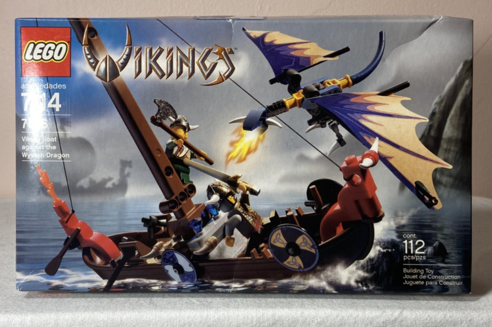 LEGO Vikings 7016 Viking Boat Against the Wyvern Dragon NEW SEALED