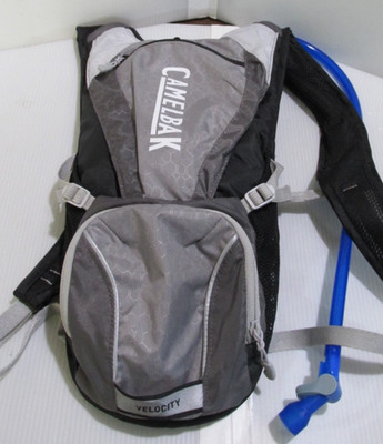 ''SUPER CONDITION'' Camelbak Velocity 2.5L Reservoir Backpack 85oz -Gray CLEAN!!