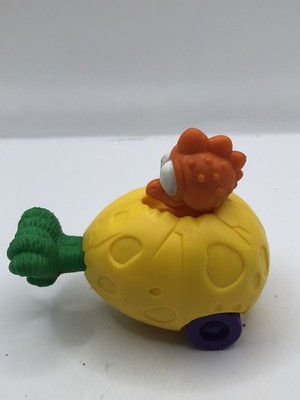 Wendy's 1995 Surprize Dinosaur Stone Age Driving Egg Kids Meal Toy