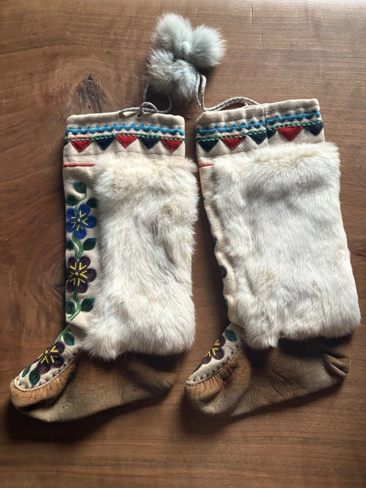 Auténticos mocasines indígenas con cuentas Foto 3 de 4