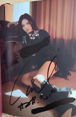 AOA NEW MOON 6th Mini Album K-POP REAL SIGNED AUTOGRAPHED CD | eBay
