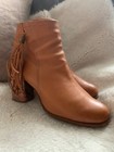 Foto 6 di 9