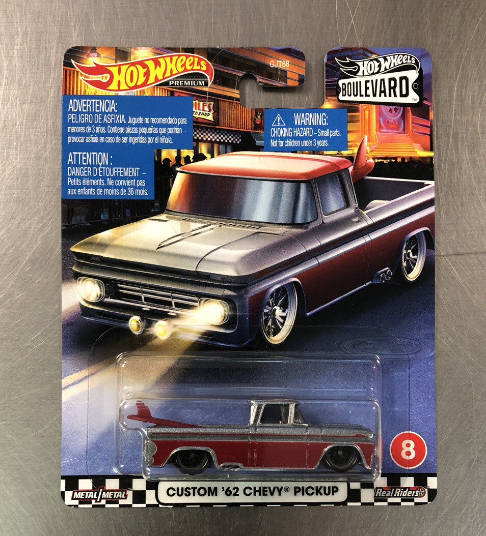 HOT WHEELS BOULEVARD CUSTOM '62 CHEVY PICKUP REAL RIDERS FREE