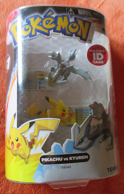 PIKACHU vs. KYUREM Pokémon Action Figuren Battle Figure Tomy 2013 NEU & OVP
