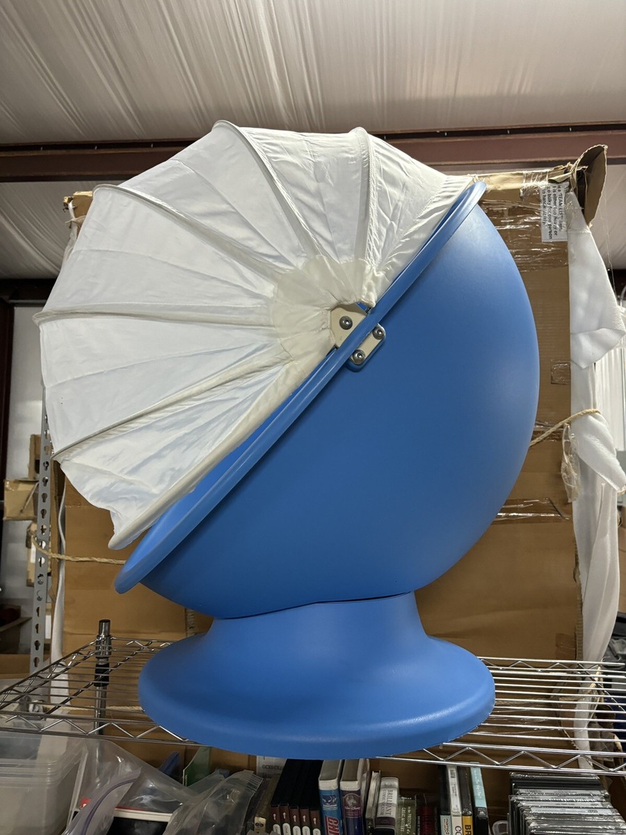 IKEA Ps Lömsk Swivel Chair Childs Pod Egg Chair Rare White IKEA Ps Lömsk Swivel Chair Childs Pod Egg Chair Rare White